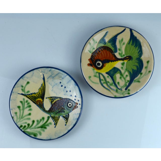 Spanish Puigdemont Ceramic Fish Wall Plates, 1960s, Set of 2 For Sale - Image 11 of 17