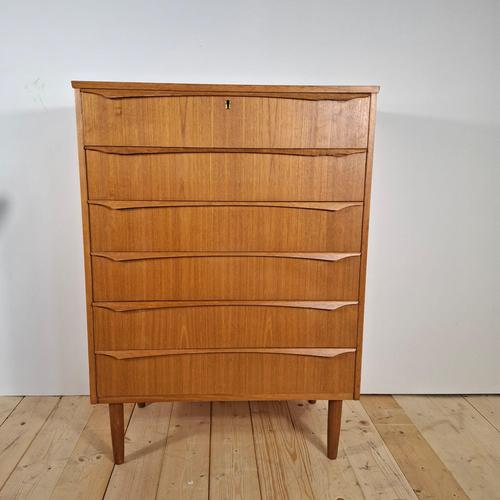 Danish Teak Six-Drawer Chest of Drawers Mid-Century Scandinavian Design, 1960s For Sale - Image 3 of 6