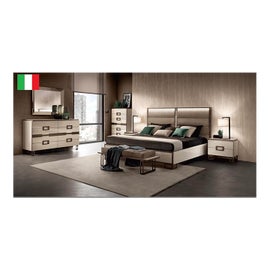 Example of Contemporary Bedroom Sets