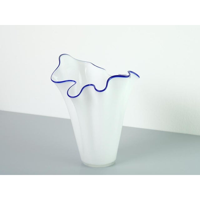 Mid-Century Vase in Glass, 1970s, in Very Good conditions. Designed 1970 to 1979