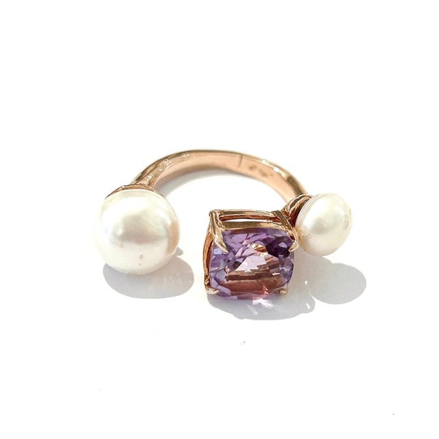 Modern Bochic “Orient” Amethyst and Pearl Modernist Ring Set In 18K Gold and Silver, Size 7 For Sale - Image 3 of 6