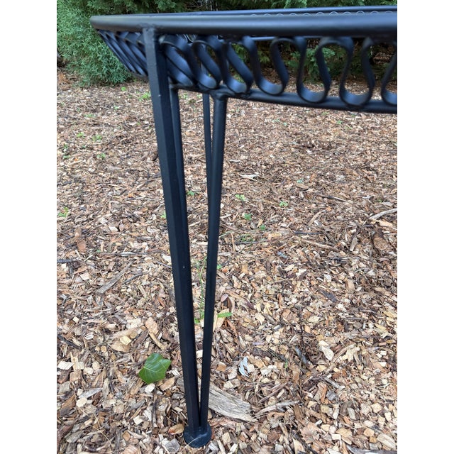 1950s Attributed to Maurizio Tempestini for John Salterini “Ribbon” Wrought Iron Dining Table With 54” Glass Top, C. 1950s For Sale - Image 5 of 11