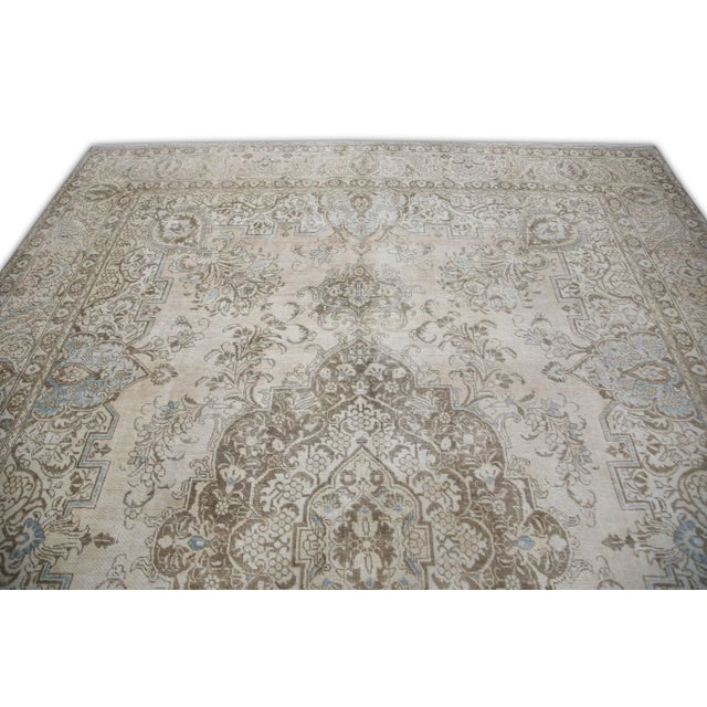 1960s Brown Vintage Turkish Rug 9'7" X 13'1" For Sale - Image 4 of 7