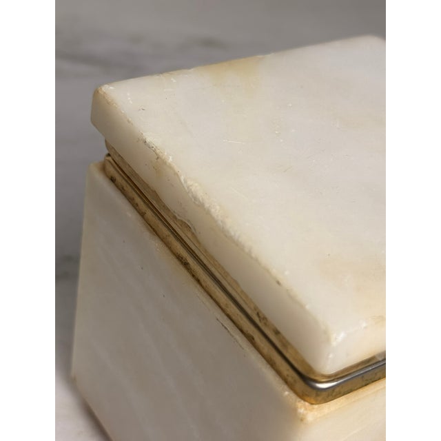 Vintage White Stone Alabaster Trinket Box With Brass Shell Clasp, Jewelry Box, Square Stone Hinged Casket, Hollywood Regency Vanity Decor For Sale - Image 12 of 12