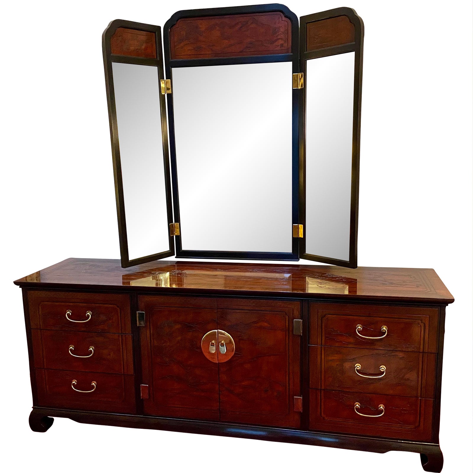 1980s Vintage Heritage Connoisseur Dresser & TriFold Mirror Chairish