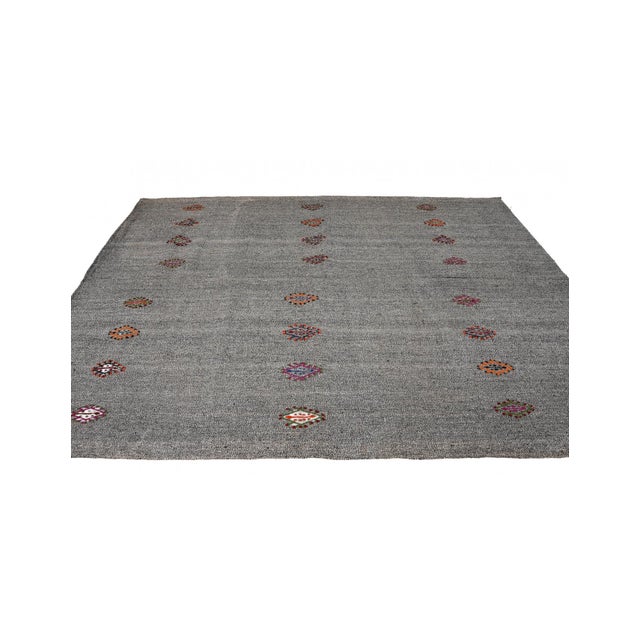 Embroidered Gray Vintage Kilim Rug - 6`8″ X 8`4″ For Sale - Image 4 of 6