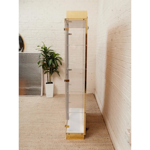 Brass Mid 20th Century Mastercraft Display Cabinet, Attributed For Sale - Image 8 of 12