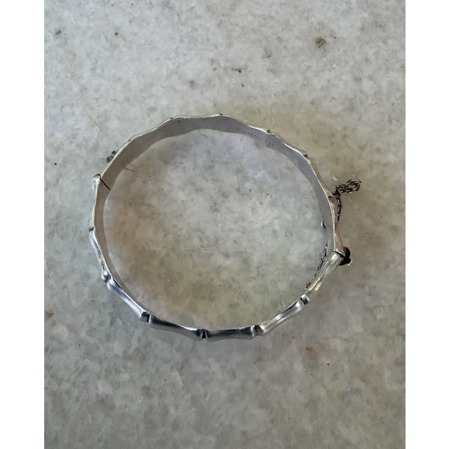 Contemporary 1980s Sterling Silver Bamboo Hinged Bangle Bracelet For Sale - Image 3 of 4