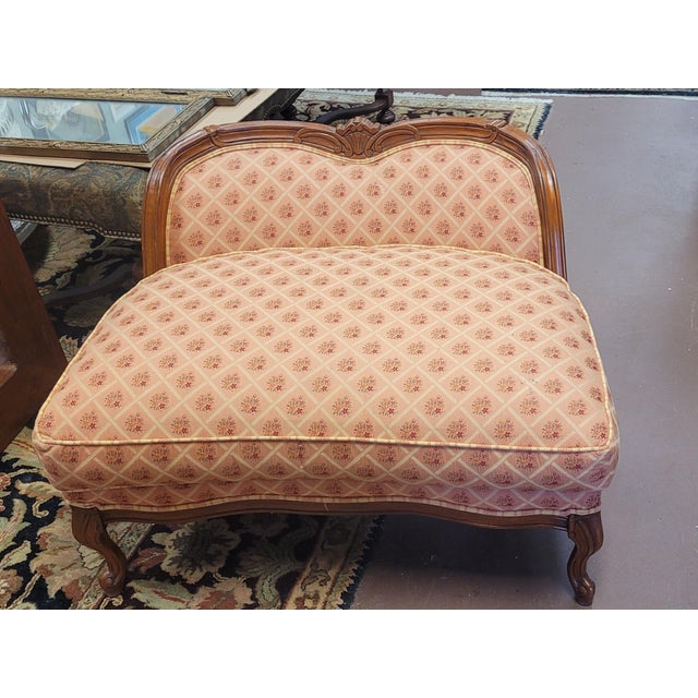 Contemporary 1990s Beacon Hill Furniture Bergere & Matching Ottoman For Sale - Image 3 of 9