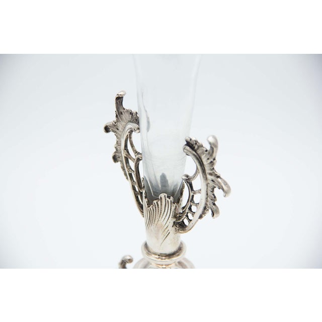 Cut Glass Flower Vase, in Very Good conditions. Designed 1890 to 1919 This piece has an attribution mark, I am sure that...