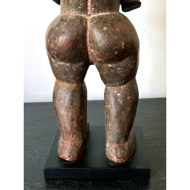 Lwalwa Mother Figure Holding Baby DR Congo Africa with Provenance For Sale - Image 16 of 18