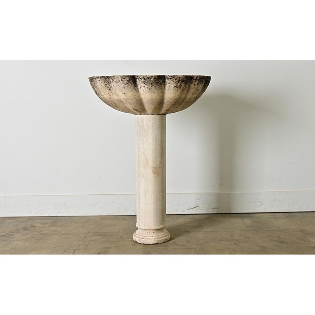 Traditional Portuguese 19th Century Carved Stone Pedestal Sink For Sale - Image 3 of 13