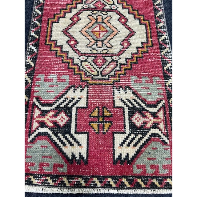 Contemporary Turkish Yastik Rug 1'6" x 2'11" For Sale - Image 3 of 5