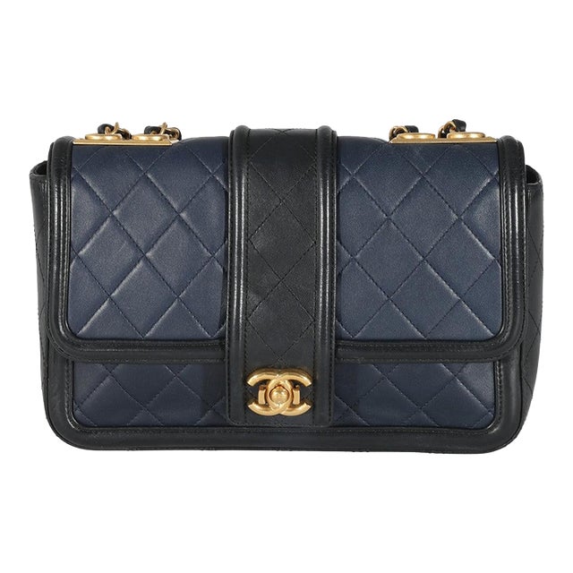 Navy Black Quilted Lambskin Medium Elegant CC Flap Bag For Sale
