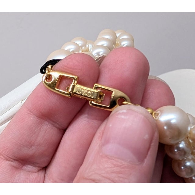 Vintage 1980s Signed Napier Goldtone Frosted Pink Beads & Faux-Pearls Torsade Necklace For Sale In Philadelphia - Image 6 of 8