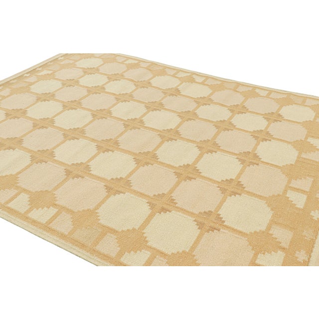 Not Yet Made - Made To Order Rug & Kilim’s Scandinavian Style Rug in Peach and Beige-Brown Geometric Pattern - 12x15 For Sale - Image 5 of 7
