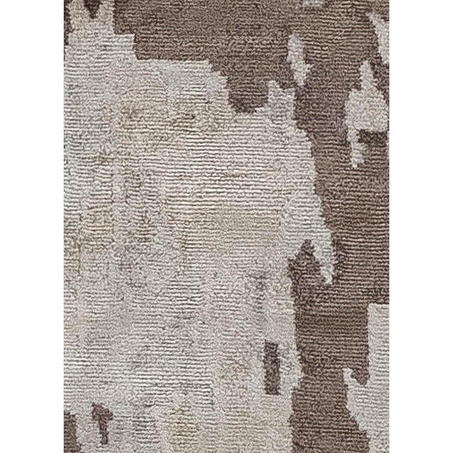 Modern Abstract Silk Runner by Doris Leslie Blau. Size: 2'6" × 12'6" (76 × 381 cm). This exquisite modern silk runner from...