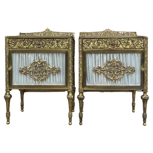19th Century French Bronze Vitrine Nightstands with Glass Doors and Brass Drawer For Sale - Image 10 of 18