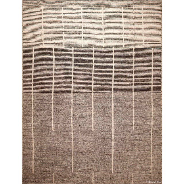 Nazmiyal Collection Large Geometric Grey Color Contemporary Area Rug For Sale