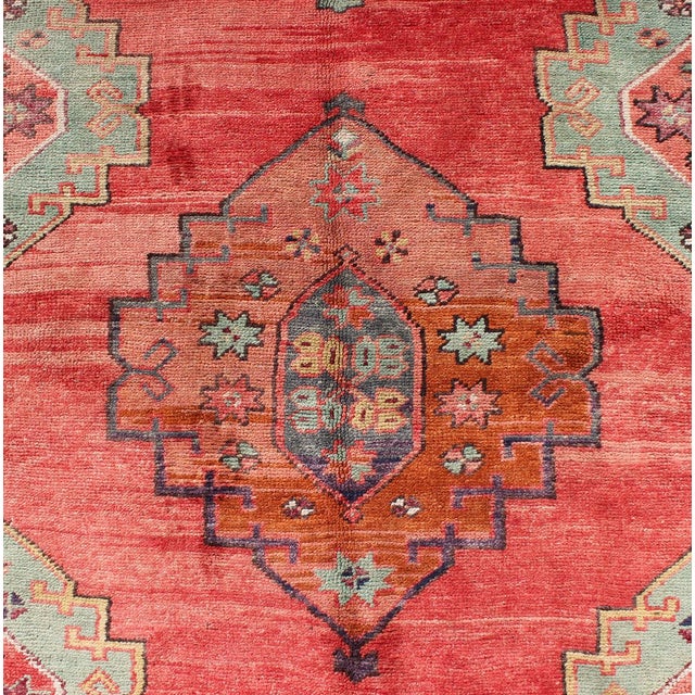 Mid 20th Century Vintage Turkish Oushak Rug in Bold Coral Red With Navy, Teal, and Burnt Orange 4'10 X 9'8 For Sale - Image 5 of 8