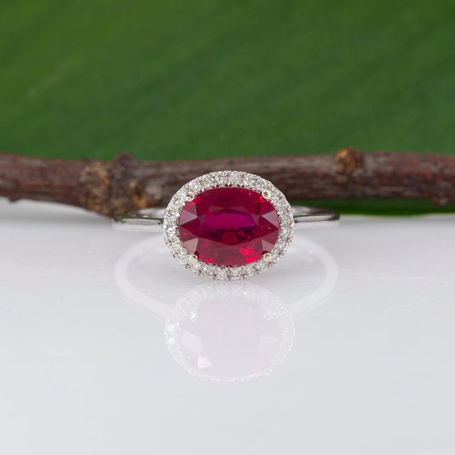 2.8Ct Madagascar Ruby Ring With Natural Diamond Accents: Solid 14k Gold, Size 6.75 For Sale In Columbus - Image 6 of 10