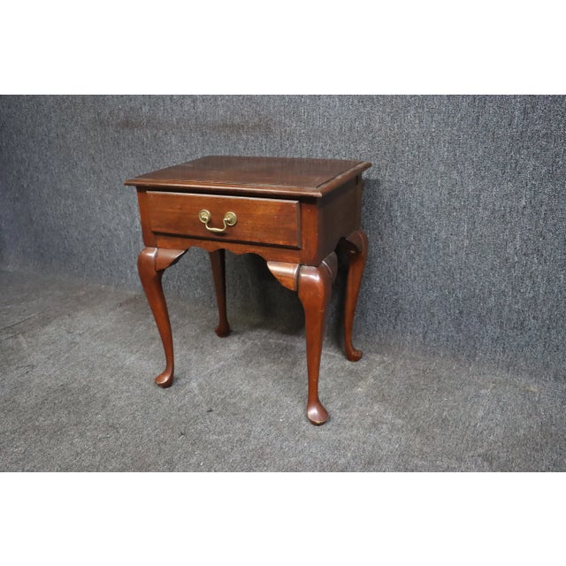 Mahogany Queen Anne SideTable For Sale In Philadelphia - Image 6 of 8