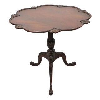 Vintage Crotch Mahogany Chippendale Style Pie Crust Pedestal Side Tea Table For Sale