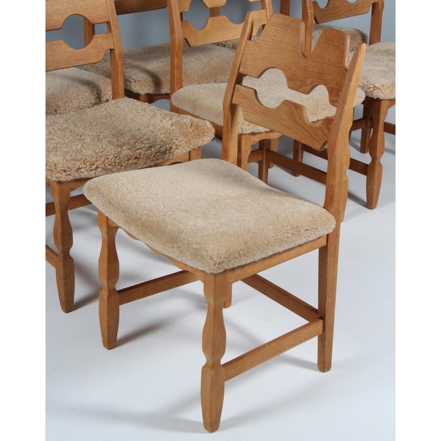 Danish Dining Chairs in Oak by Henning Kjærnulf, 1970s, Set of 8 For Sale - Image 6 of 10
