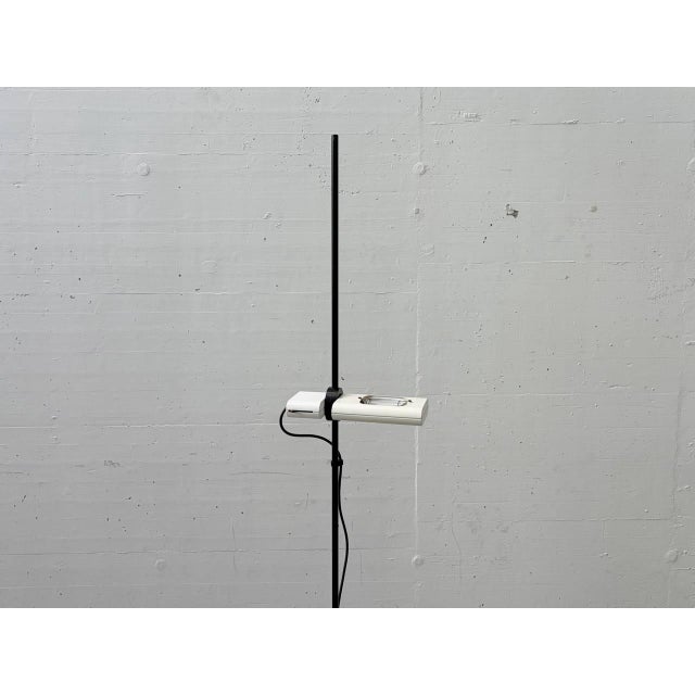 Model Aton Terra Floor Lamp by Ernesto Gismondi for Artemide, 1980s For Sale - Image 9 of 18