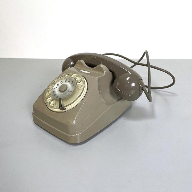Mid-Century Italian Sip Telephone with Handset Holder Music Box from Siemens, 1960s, Set of 2 For Sale - Image 9 of 18