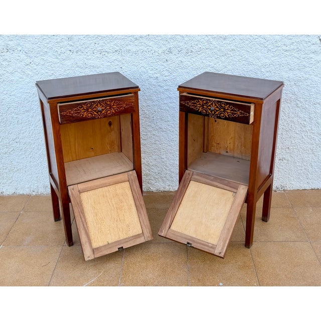 Brown French Marquetry Bedside Cabinets with Inlaid Decoration, 1940, Set of 2 For Sale - Image 8 of 10