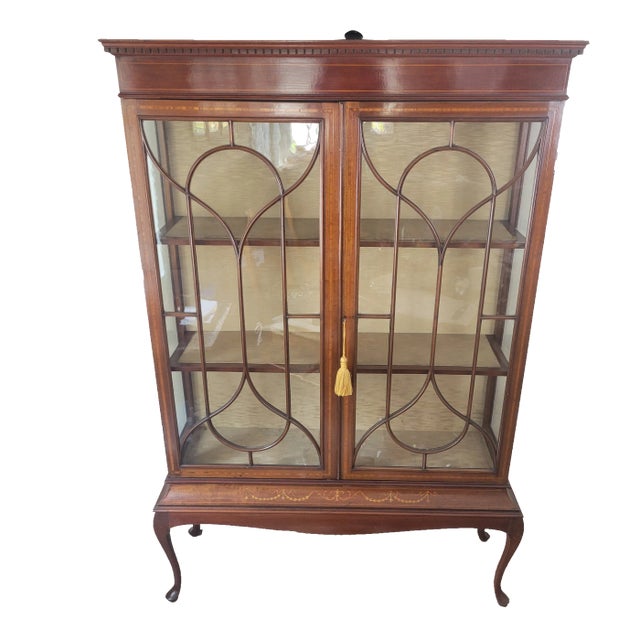 Late 19th Century Victorian Glass Mahogany Display Cabinet For Sale