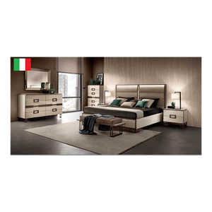 Poesia Upholstered 5-Piece Italian Bedroom Set With Led Bed