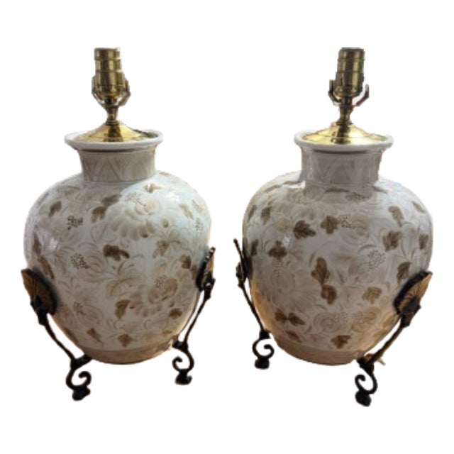 Maitland-Smith Porcelain Chinoiserie Ginger Jars Table Lamps - A Pair For Sale