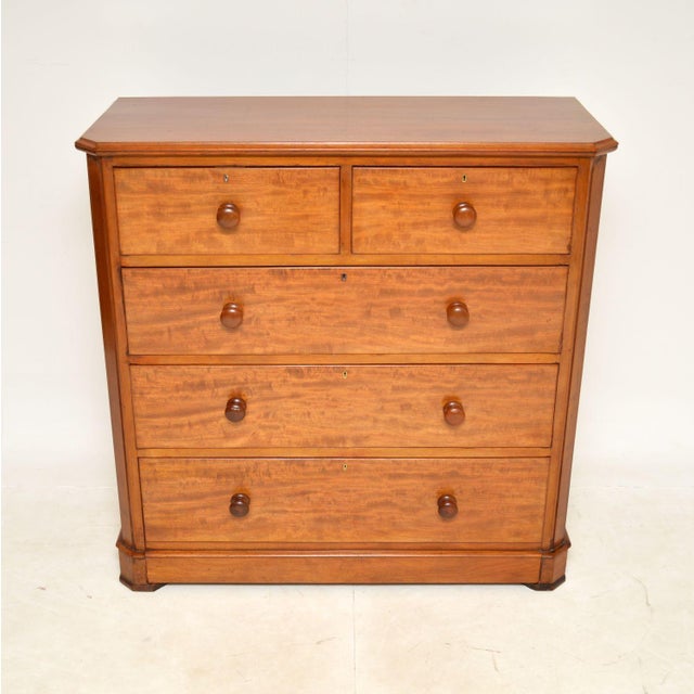 Large Antique Victorian Chest of Drawers, 1860s For Sale - Image 3 of 12