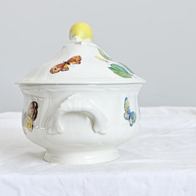 Vintage 28-Piece Set of Villeroy & Boch Porcelain in Bouquet Pattern For Sale - Image 14 of 15
