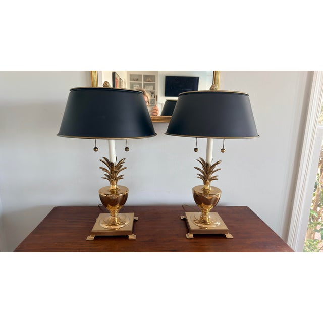 Frederick Cooper Pair Frederick Cooper Classic Modern Hollywood Regency Pineapple Polished Brass Table Lamps With Black Tole Shades For Sale - Image 4 of 18