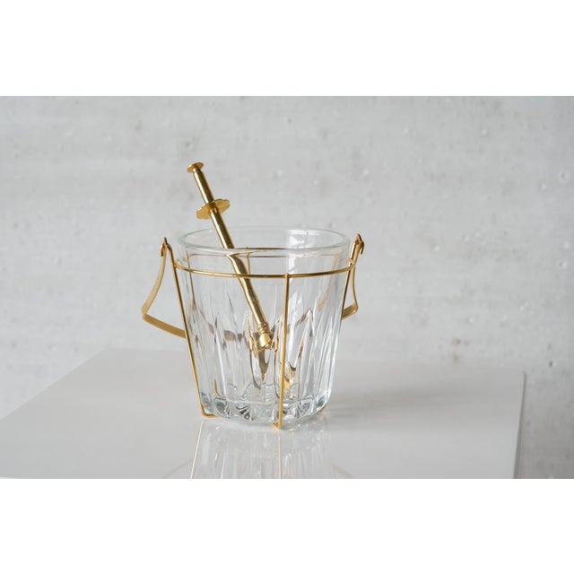 Gold Mid-Century Modern Ice Bucket and Tong in Crystal and Brass, 1940s, Set of 2 For Sale - Image 8 of 11