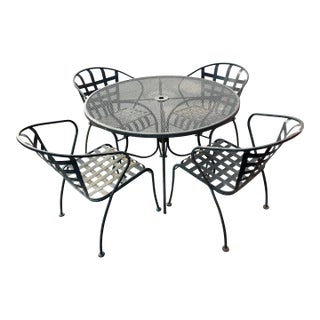 Beautiful Metal Patio Set Table and 4 Chairs * For Sale