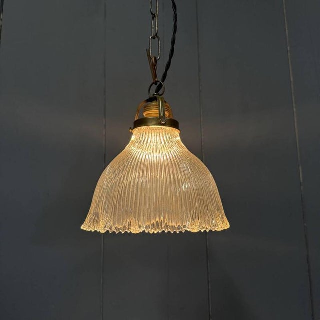 1930s Small Pressed Glass Pendant Lamp with Brass Fixture from Holophane, 1930s For Sale - Image 5 of 17