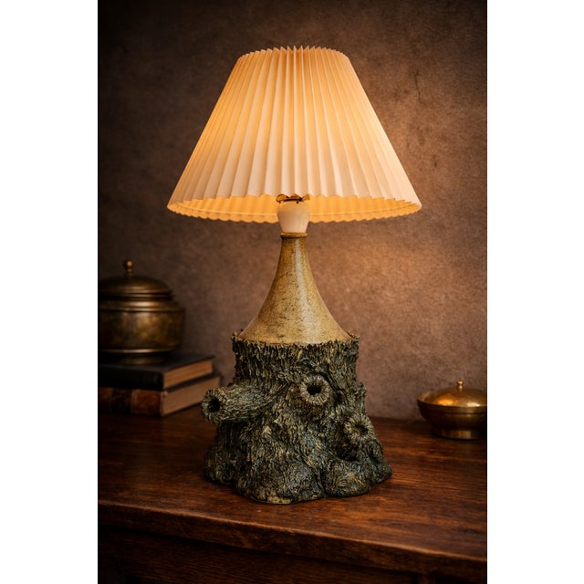 Vintage Swedish Ceramic Table Lamp by Ole Victor for Krukmakeriet Fågelmara, 1960s For Sale - Image 4 of 8