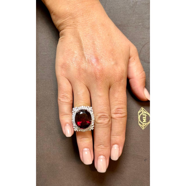 25 Carat Cushion Shape Rhodolite Garnet and 5.8 Carat Diamond Ring 18 Karat Gold For Sale - Image 11 of 18