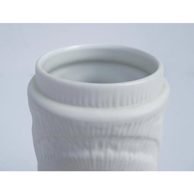 White C.1960's-70's West German Royal Kpm Porzellan White Bisque "Infinity Swirl" Raised Relief Design Vase For Sale - Image 8 of 13