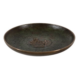 Art Deco Danish The Shepherdess and the Chimney Sweep Tinos Bronze Dish with Relief from H. C. Andersen, Denmark, 1950s For Sale