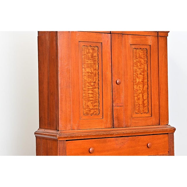 18th Century Swedish 18th Century Painted Linen Press For Sale - Image 5 of 16