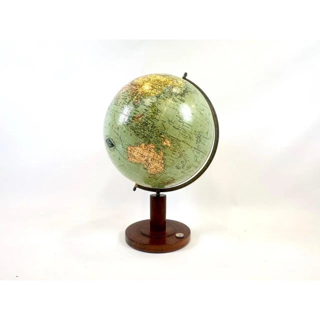Vintage Terrestrial Globe by R. Neuse & C. Luther for Columbus Verlag, 1936 For Sale - Image 4 of 11