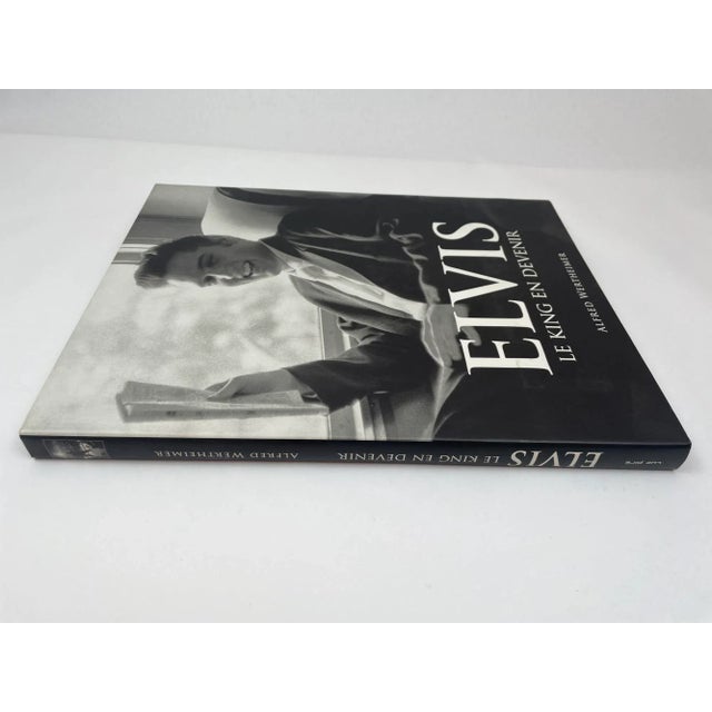 Elvis the King "Le King en Devenir " French Edition Hardcover 1st Edition 2006 For Sale - Image 4 of 12