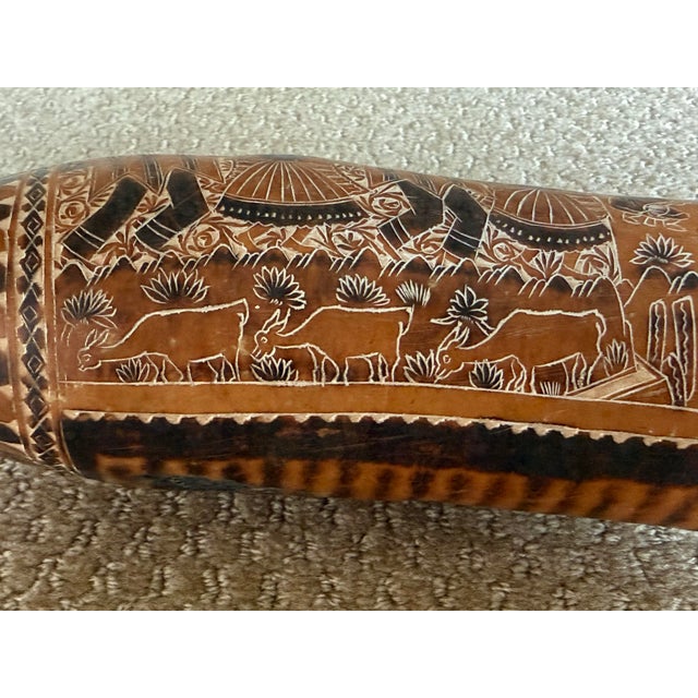 Monumental 22" Peruvian Hand Carved Mate Burilado Storyteller Gourd Rattle - Vintage For Sale - Image 4 of 13