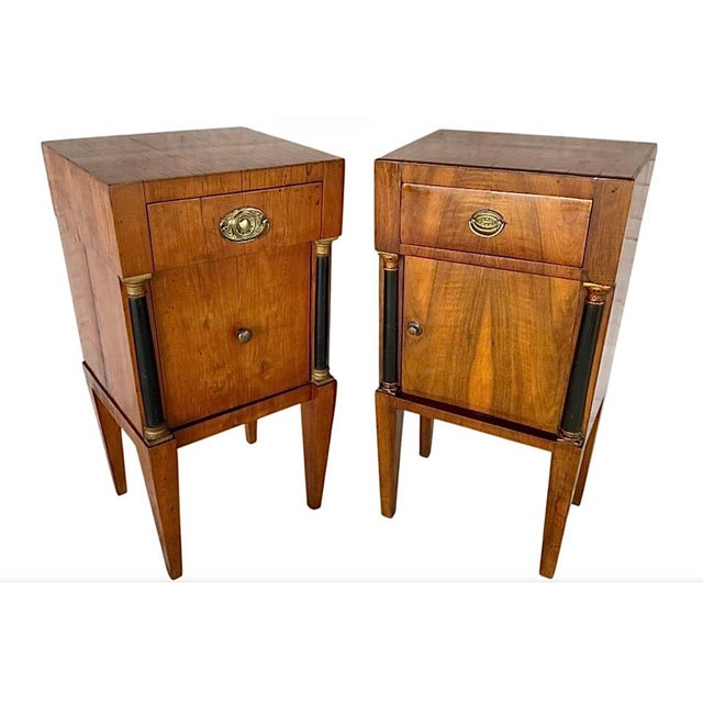 Wood Assembled Pair of 19th Century Italian Neoclassical Walnut Bedside Cabinets For Sale - Image 7 of 9