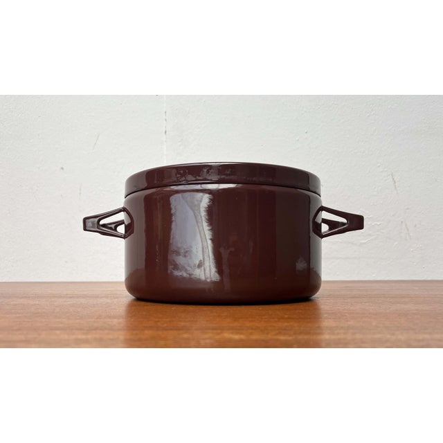 Mid-Century Modern Mid-Century Modern Brown Minimalist Enamel Pot by Seppo Mallat for Finel, Finland, 1960s For Sale - Image 3 of 18